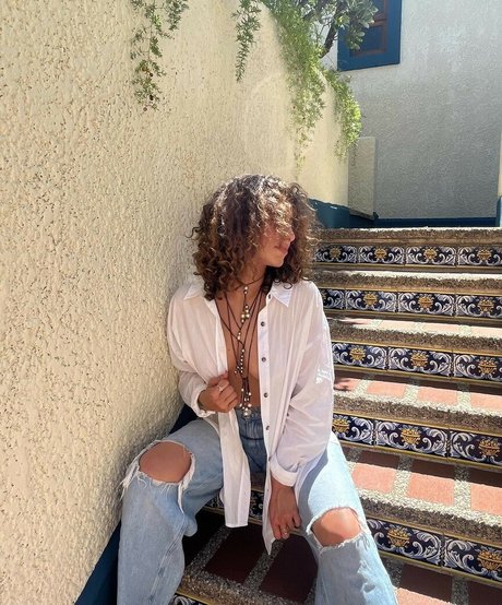 Naakte gelekte OnlyFans-foto van Gia Duddy