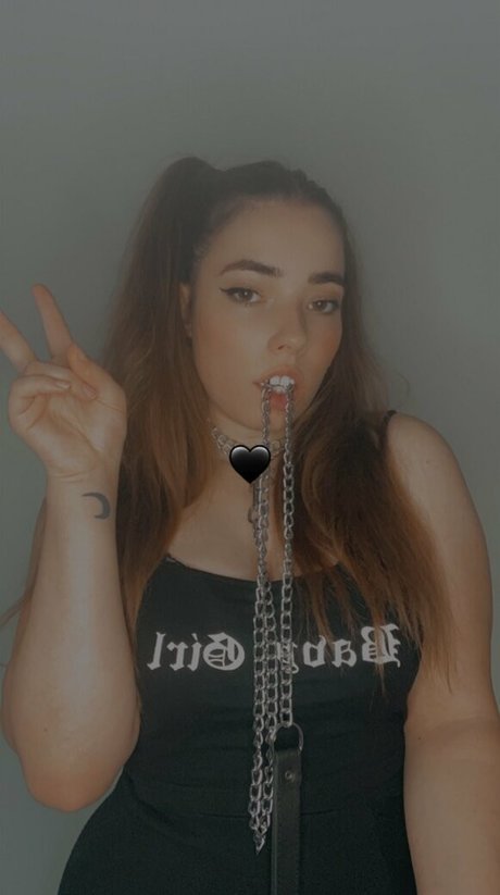 Naakte gelekte OnlyFans-foto van Serenewaifu