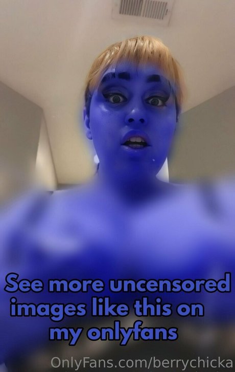 Naakte gelekte OnlyFans-foto van Berrychicka