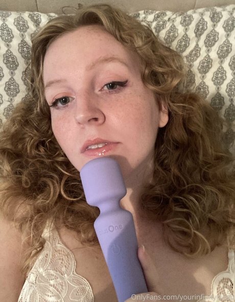Naakte gelekte OnlyFans-foto van Yourinfinitycrush