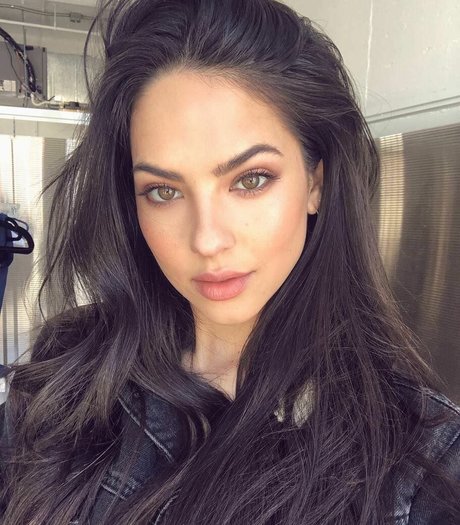 Naakte gelekte OnlyFans-foto van Christen Harper