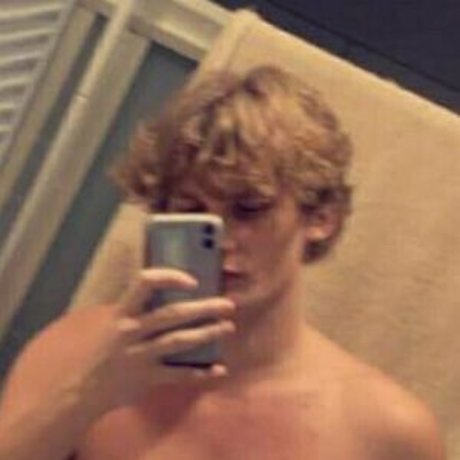 Naakte gelekte OnlyFans-foto van Masterdax69
