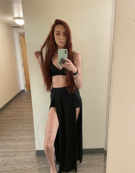 Naakte gelekte OnlyFans-foto van Tiedandtickled