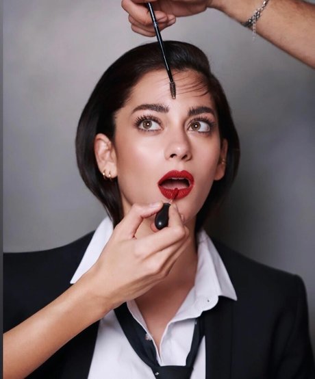 Naakte gelekte OnlyFans-foto van Inbar Lavi