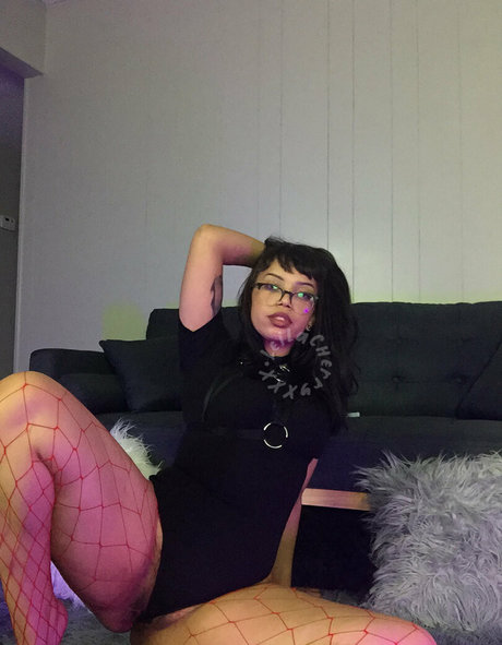 Leilacherryfree