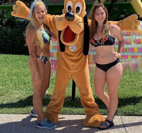 Naakte gelekte OnlyFans-foto van Irlgirls