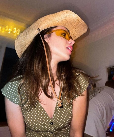 Naakte gelekte OnlyFans-foto van Poqssi