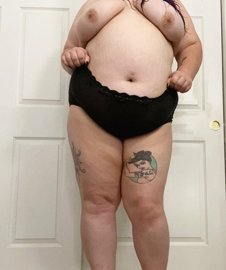 Naakte gelekte OnlyFans-foto van Sunsky