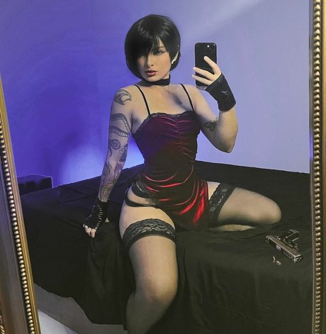 Naakte gelekte OnlyFans-foto van Sorriso Cosplayer
