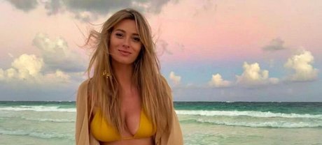 Naakte gelekte OnlyFans-foto van Marcelina Zawadzka