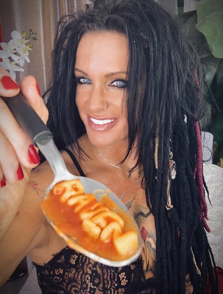 Naakte gelekte OnlyFans-foto van Immistressraven
