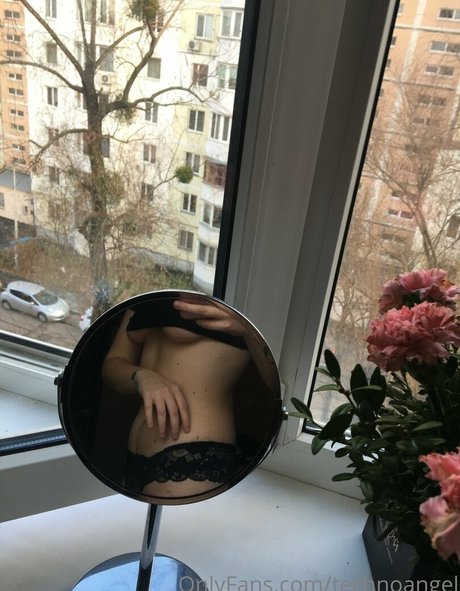 Naakte gelekte OnlyFans-foto van Technoangel