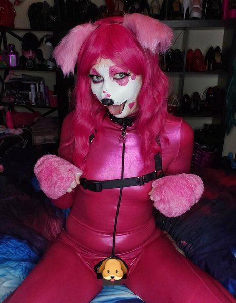 Naakte gelekte OnlyFans-foto van Flossiepuppie