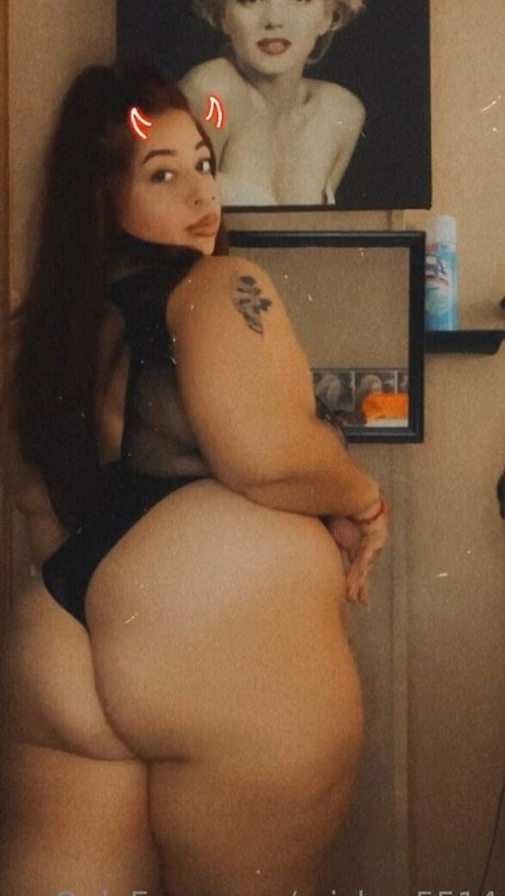 Naakte gelekte OnlyFans-foto van Mickey55