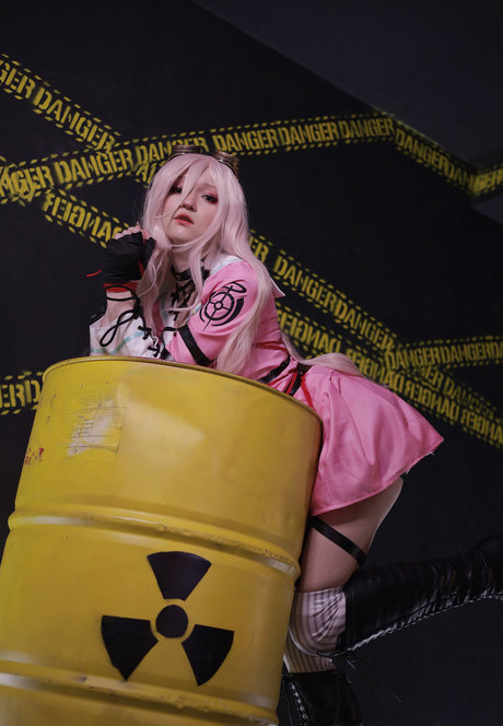 Naakte gelekte OnlyFans-foto van Erodaicon