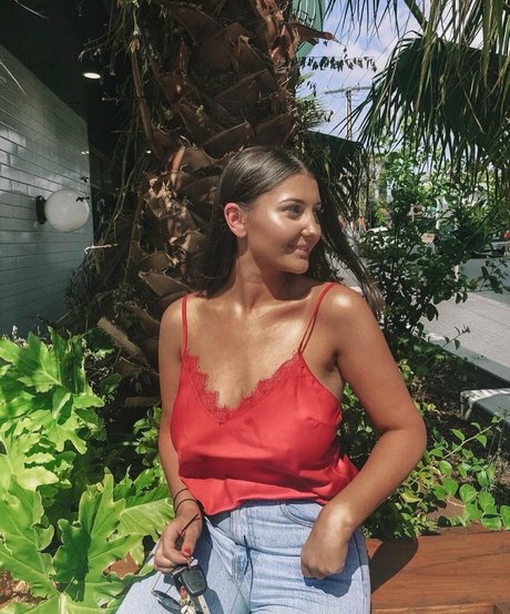 Naakte gelekte OnlyFans-foto van Jessicamae