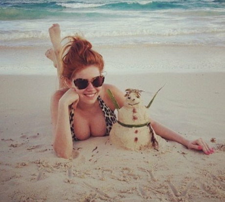 Naakte gelekte OnlyFans-foto van Palina Rojinski