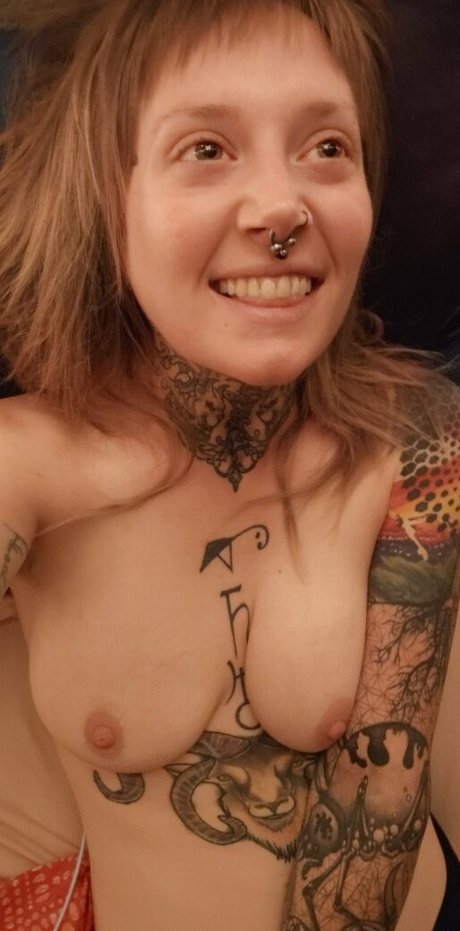 Naakte gelekte OnlyFans-foto van Thesavorypie