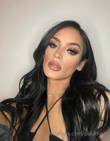 Pauline18