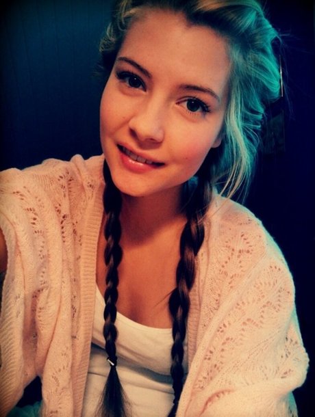 Naakte gelekte OnlyFans-foto van Laura Nieminen