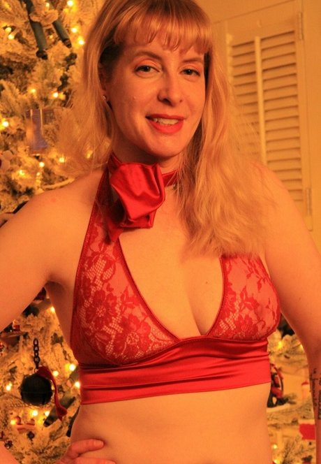 Naakte gelekte OnlyFans-foto van Kitty Christiansen