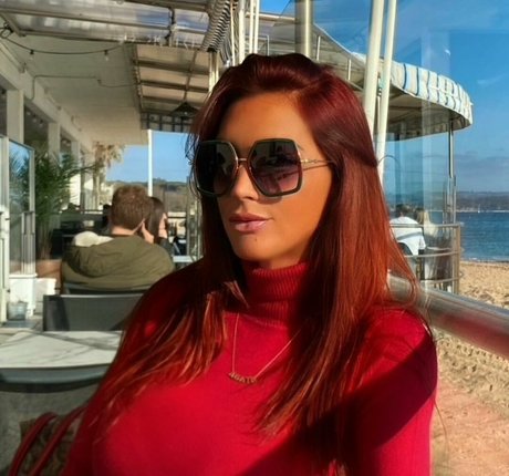 Naakte gelekte OnlyFans-foto van Gatina 22