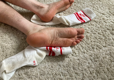 Naakte gelekte OnlyFans-foto van Rubberskaterboy
