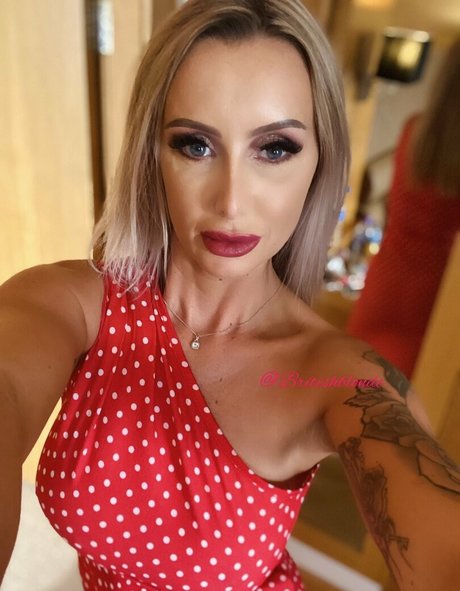 Hotsluttymilf