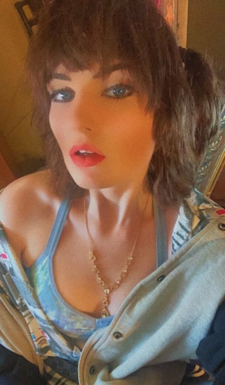 Naakte gelekte OnlyFans-foto van Bambicat
