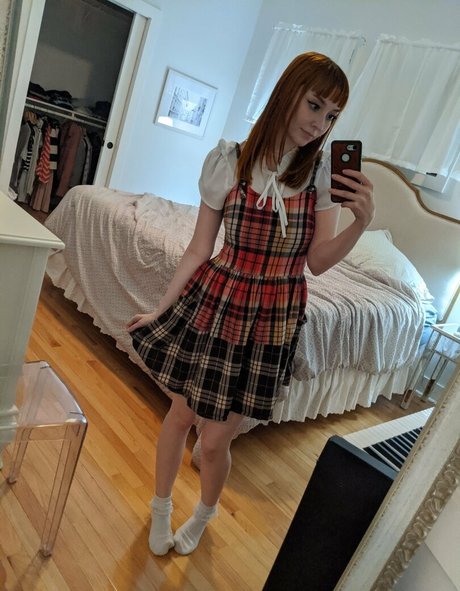 Naakte gelekte OnlyFans-foto van Nataliagreyfree