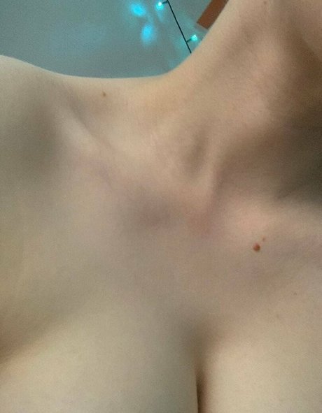 Naakte gelekte OnlyFans-foto van Likastorm
