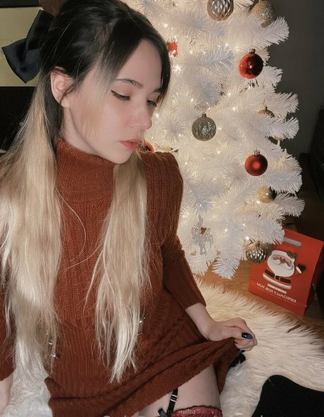 Naakte gelekte OnlyFans-foto van Moonlunaaaaaa