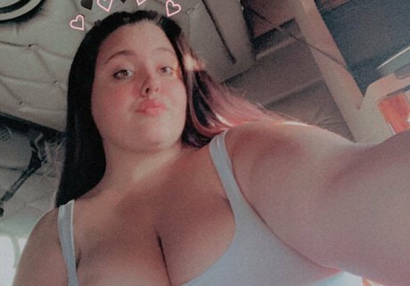Naakte gelekte OnlyFans-foto van Hannahhornvip