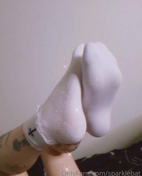 Naakte gelekte OnlyFans-foto van Sparklebat