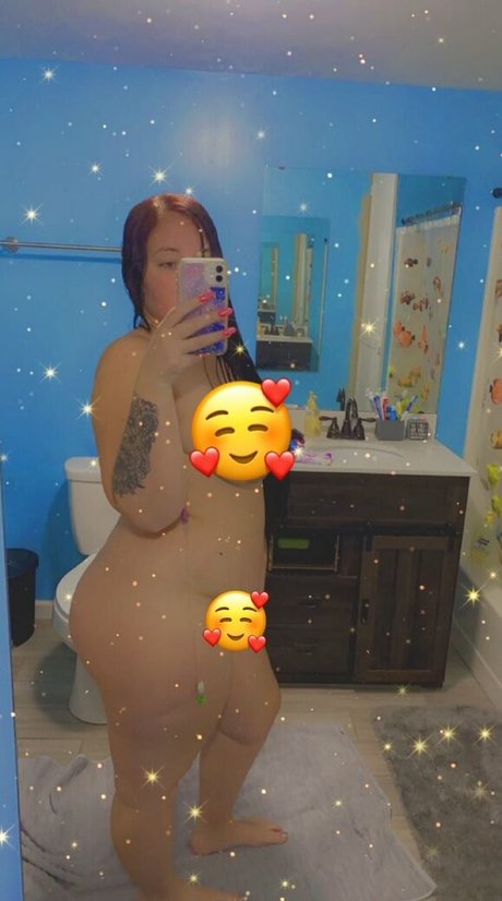 Naakte gelekte OnlyFans-foto van Hollydelicious4
