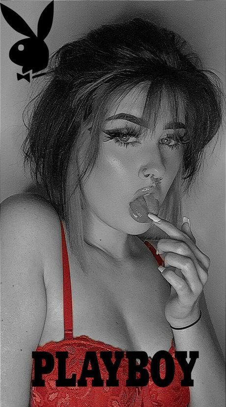 Naakte gelekte OnlyFans-foto van Peachybabe001