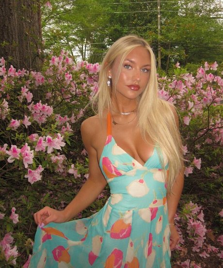 Naakte gelekte OnlyFans-foto van Marissa Daleigh