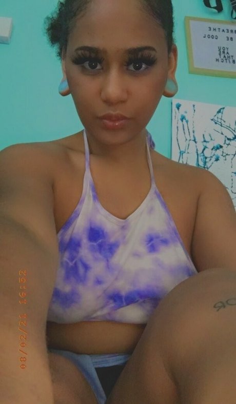 Naakte gelekte OnlyFans-foto van Spicybeantv