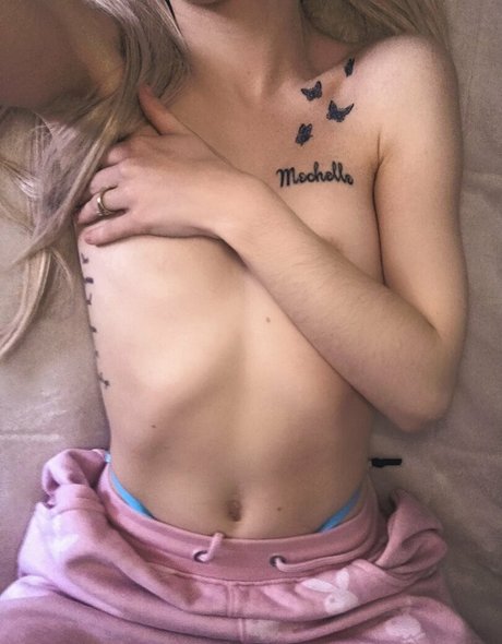 Naakte gelekte OnlyFans-foto van Adrianabanana420