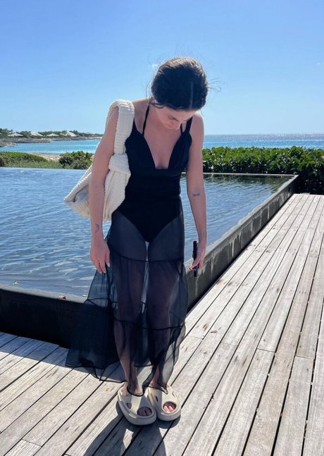 Naakte gelekte OnlyFans-foto van Kelsey Kreppel
