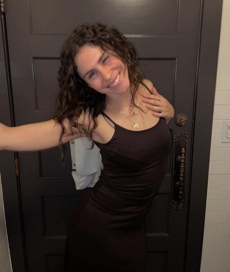 Naakte gelekte OnlyFans-foto van Kelsey Kreppel