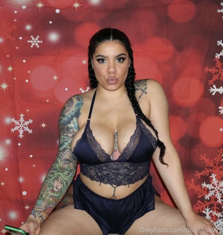 Naakte gelekte OnlyFans-foto van Oohsosavvy