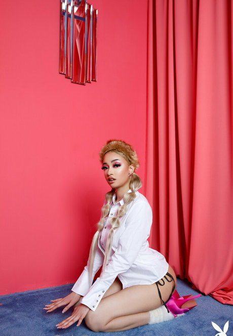 Naakte gelekte OnlyFans-foto van Scarlettbloom