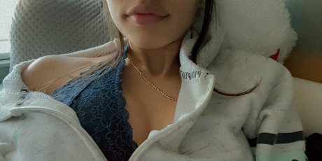 Naakte gelekte OnlyFans-foto van Lunaxox15