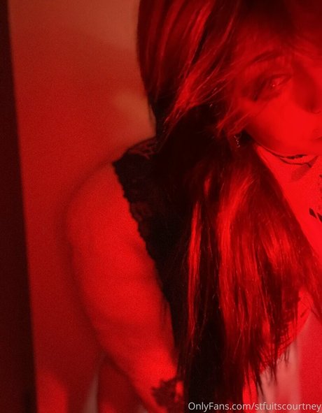 Stfuitscourtney