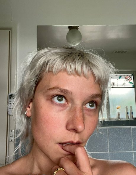 Naakte gelekte OnlyFans-foto van Persephonehoney