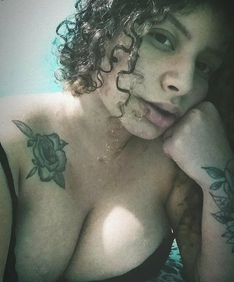 Ashley Alves