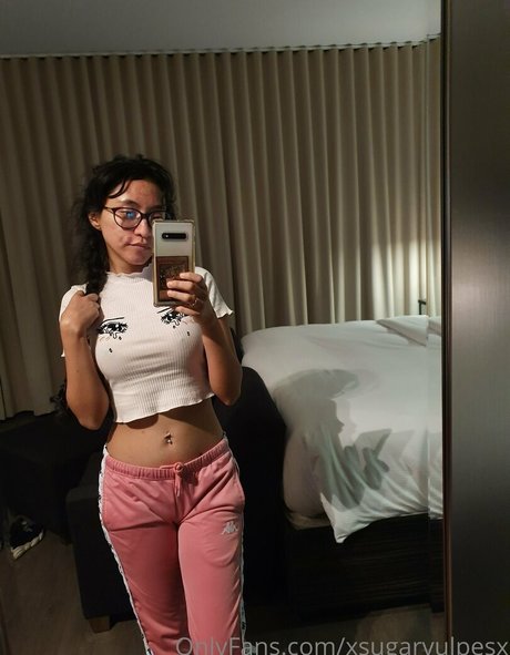 Naakte gelekte OnlyFans-foto van Xsugarvulpesx