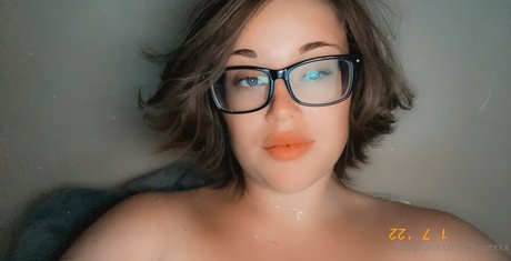 Naakte gelekte OnlyFans-foto van Fayeexxx