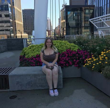 Naakte gelekte OnlyFans-foto van Kyla S
